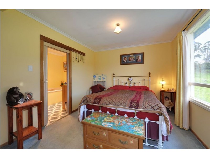 11 Fourfoot Road, Geeveston TAS 7116