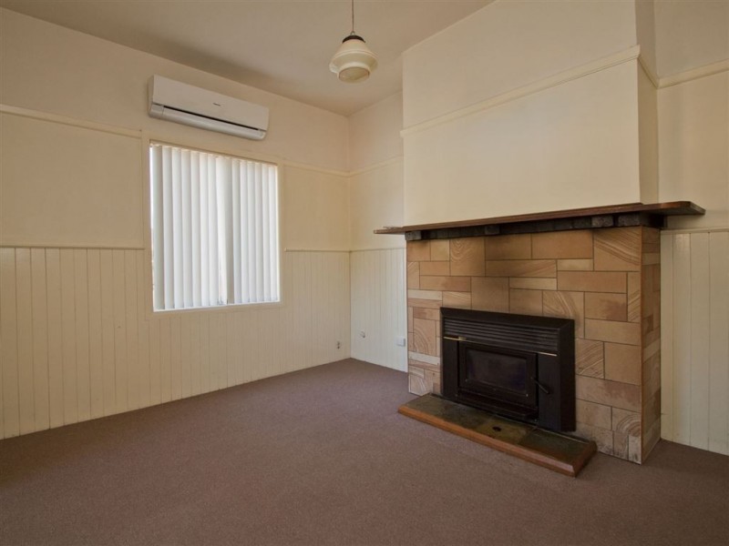 82 Main Road, Huonville TAS 7109