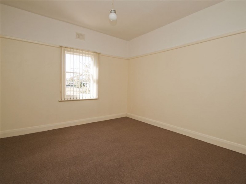 82 Main Road, Huonville TAS 7109