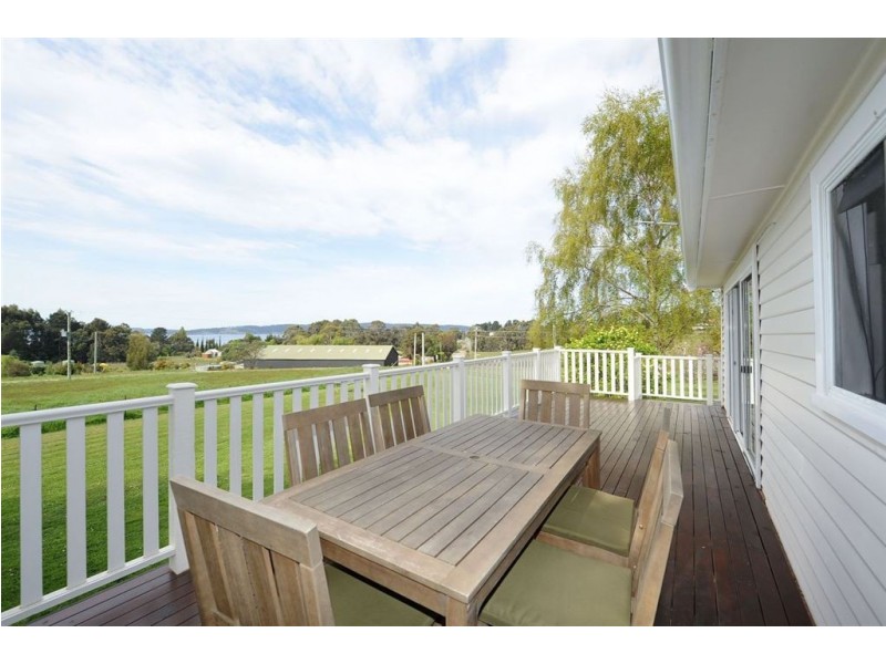24 Thomas Road, Woodbridge TAS 7162