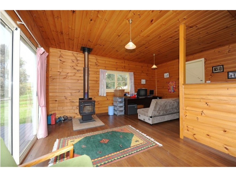 24 Thomas Road, Woodbridge TAS 7162