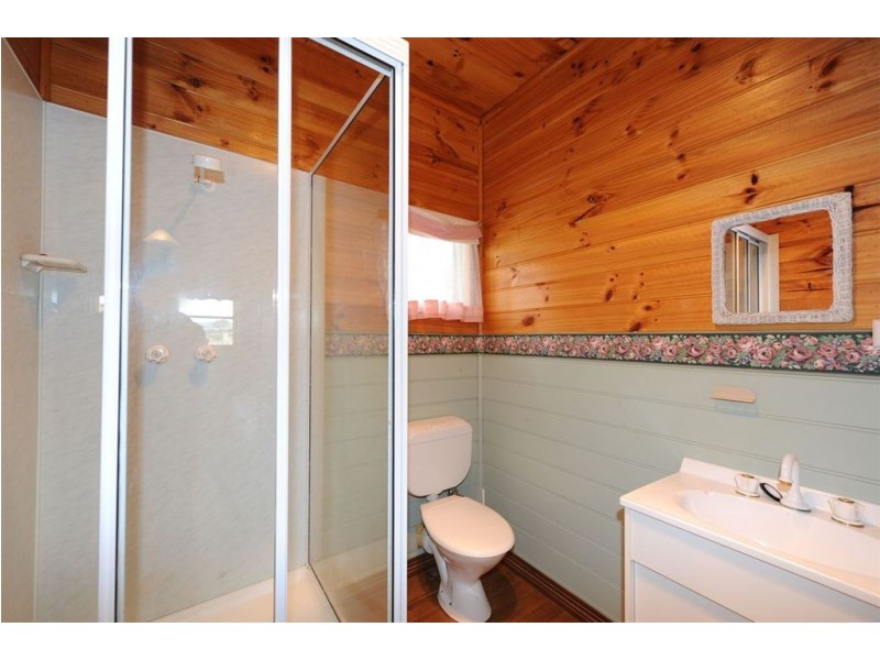 24 Thomas Road, Woodbridge TAS 7162