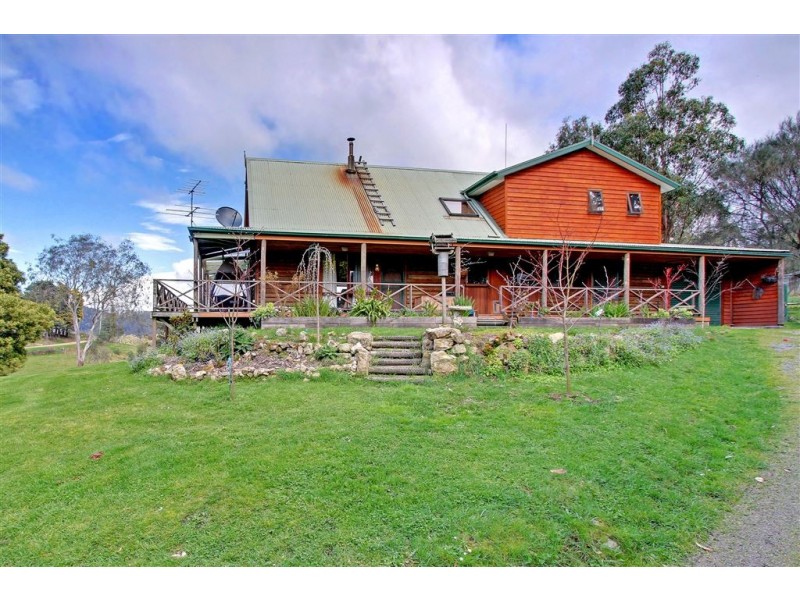 270 Cross Road, Gardners Bay TAS 7112