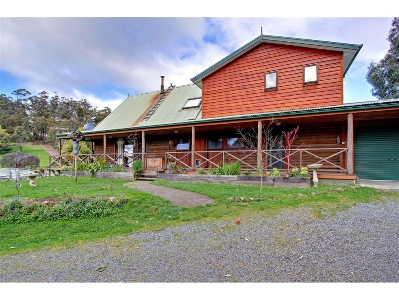 270 Cross Road, Gardners Bay TAS 7112
