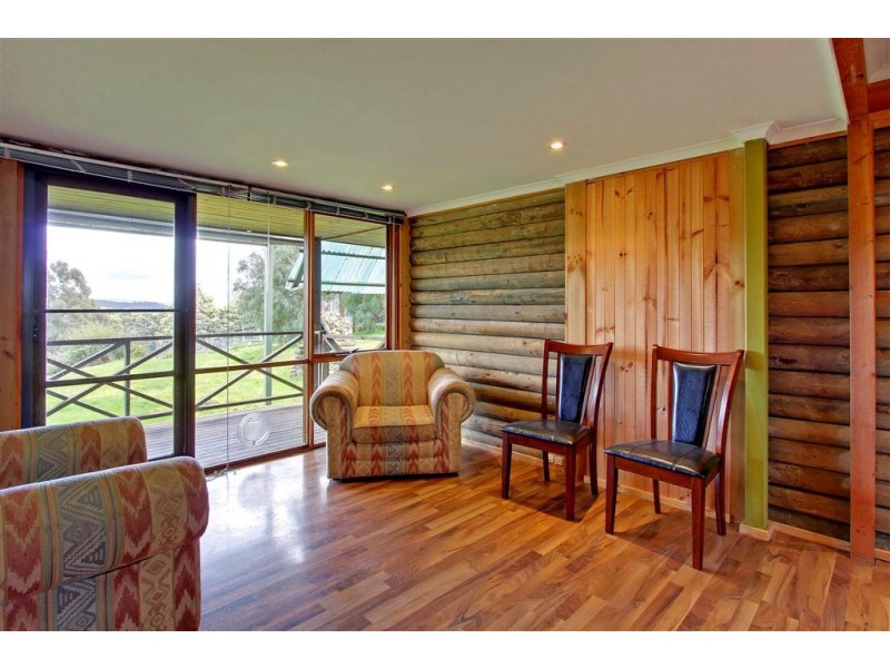 270 Cross Road, Gardners Bay TAS 7112