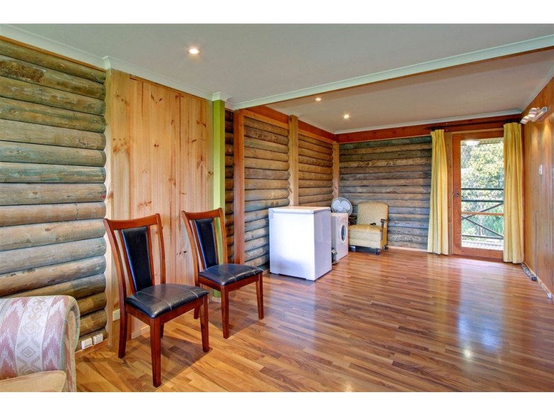 270 Cross Road, Gardners Bay TAS 7112