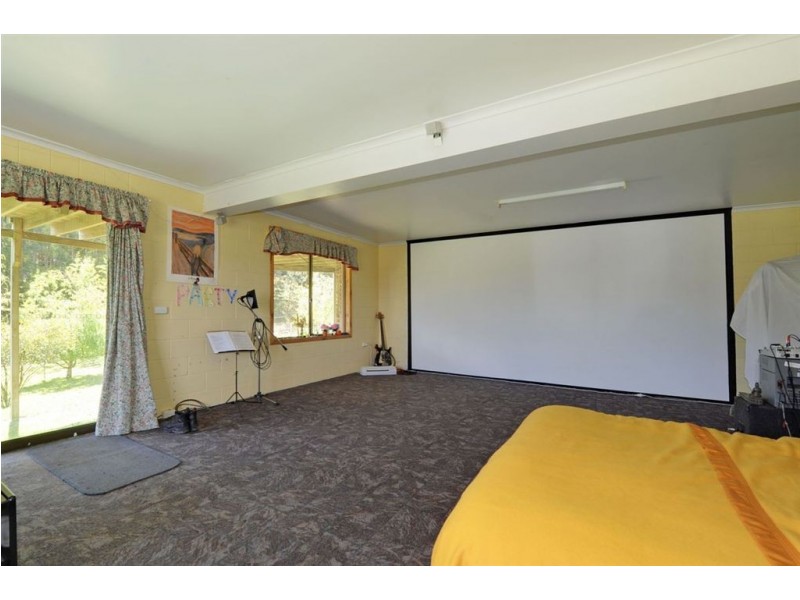 99 Voss Road, Huonville TAS 7109