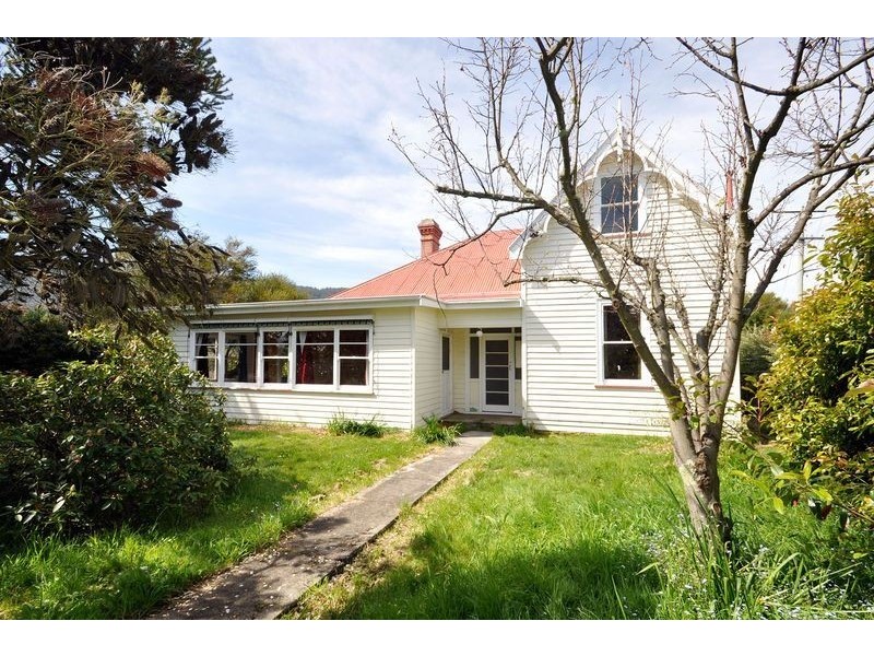 26 Sale Street, Huonville TAS 7109