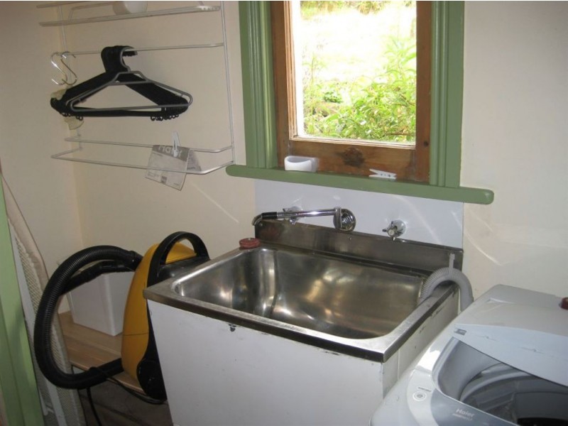 8 Evans Road, Port Huon TAS 7116