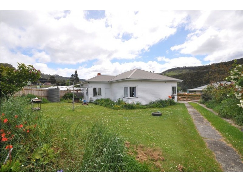 6 Station Road, Dover TAS 7117