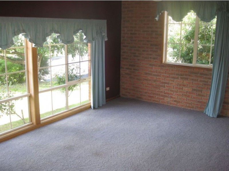 20 Nolan Crescent, Kingston TAS 7050