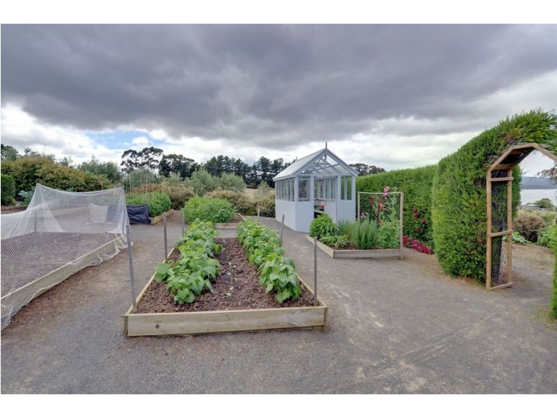 28 Arthur Street, Port Huon TAS 7116