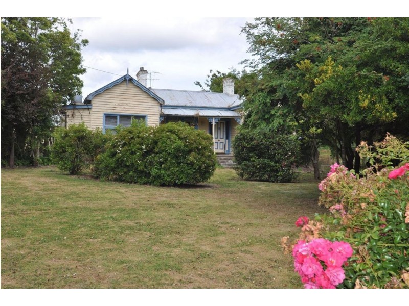 6 Phillips Road, Cairns Bay TAS 7116
