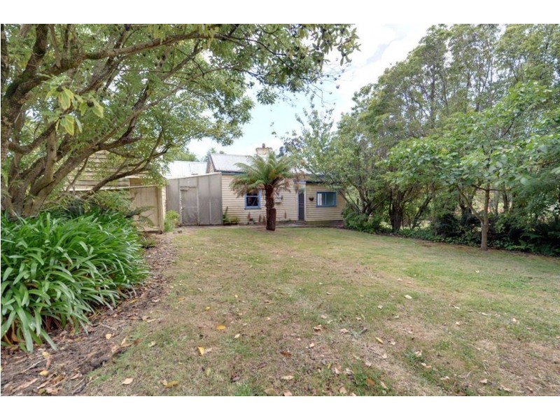 6 Phillips Road, Cairns Bay TAS 7116