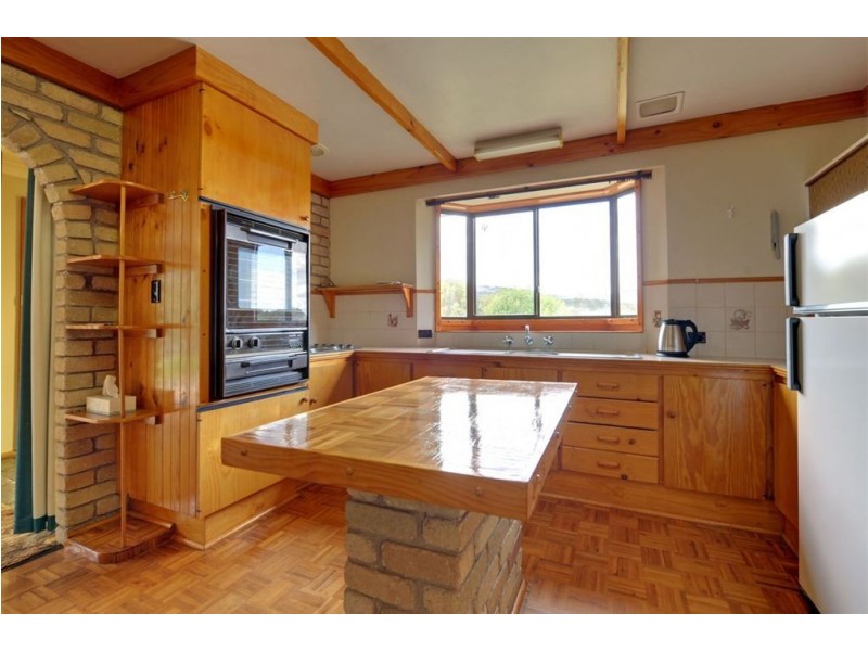 33 Bennetts Road, Mountain River TAS 7109