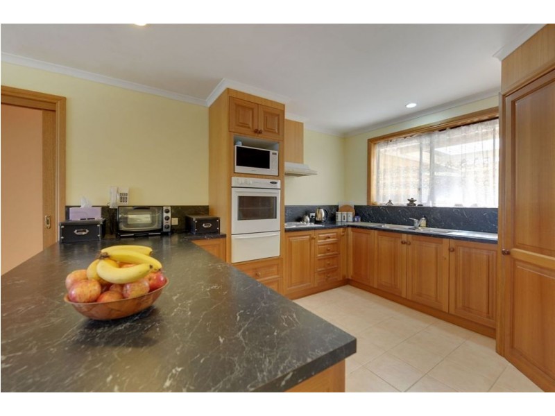 37 Dillons Hill Road, Glaziers Bay TAS 7109