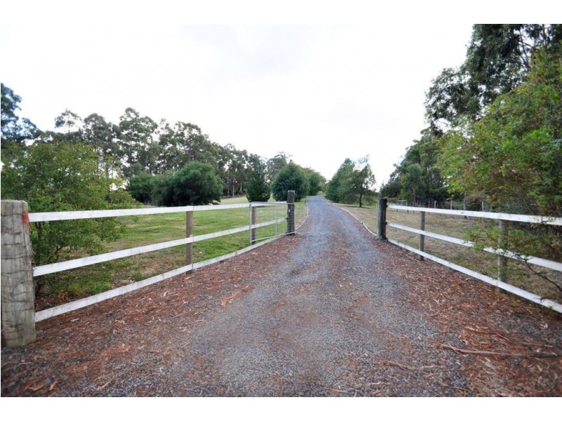 37 Dillons Hill Road, Glaziers Bay TAS 7109