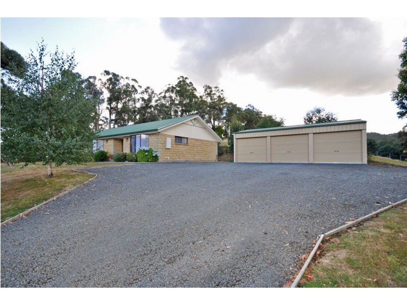 37 Dillons Hill Road, Glaziers Bay TAS 7109