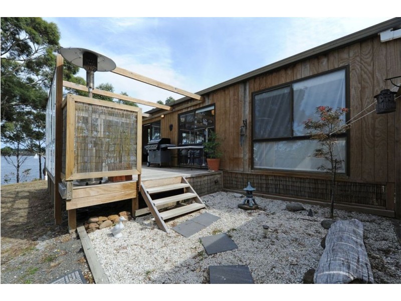11 Charlotte Cove Road, Charlotte Cove TAS 7112