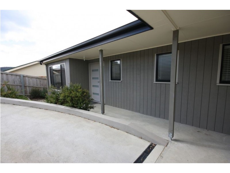 13 Ineke Drive, Kingston TAS 7050