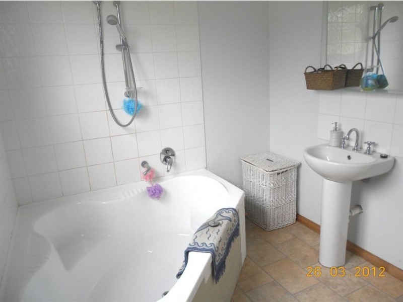 2020 Huon Highway, Grove TAS 7109