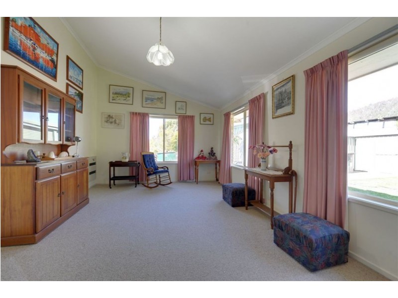 11 Sharpes Road, Crabtree TAS 7109