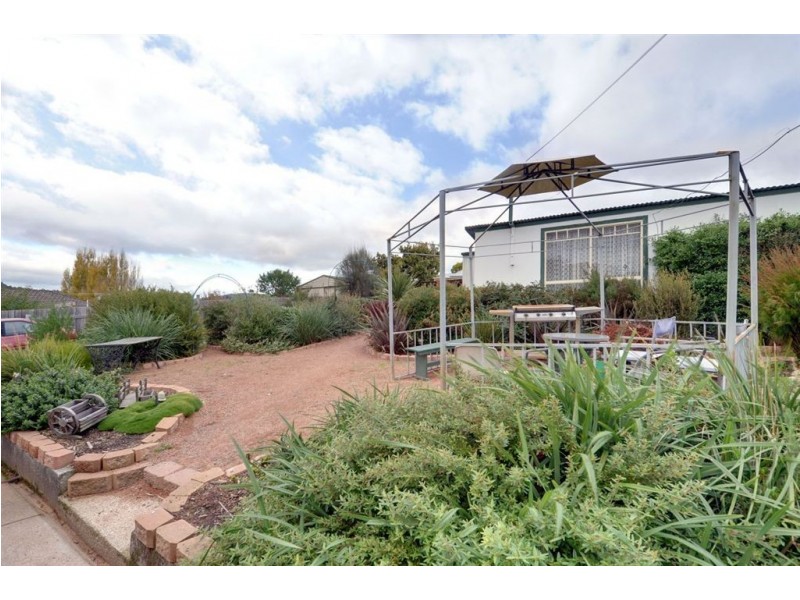 5 Charles Street, Cygnet TAS 7112