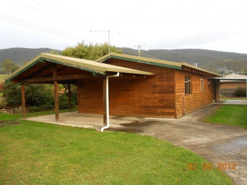 76 Sale Street, Huonville TAS 7109