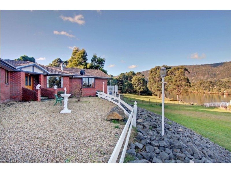 2925 Huon Highway, Huonville TAS 7109
