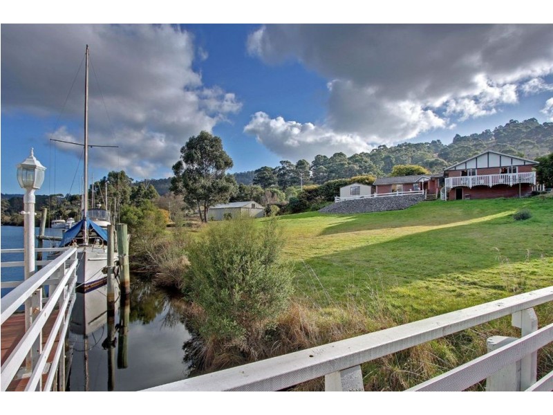 2925 Huon Highway, Huonville TAS 7109
