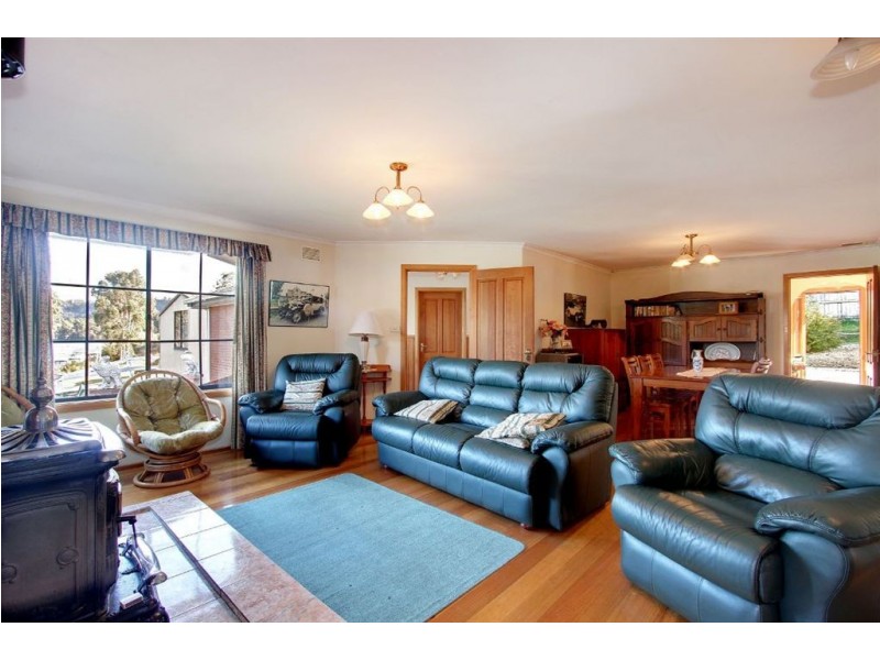 2925 Huon Highway, Huonville TAS 7109