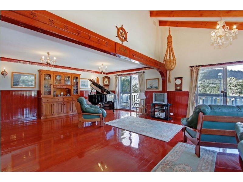 2925 Huon Highway, Huonville TAS 7109