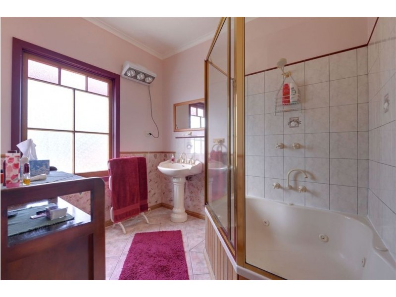 52 Rowes Road, Geeveston TAS 7116