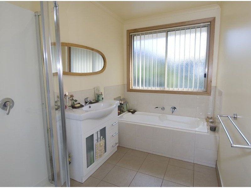 1 Old Apple Court, Huonville TAS 7109