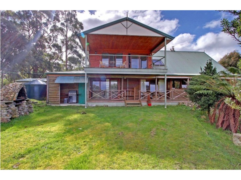 270 Cross Road, Gardners Bay TAS 7112