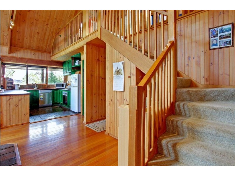 270 Cross Road, Gardners Bay TAS 7112