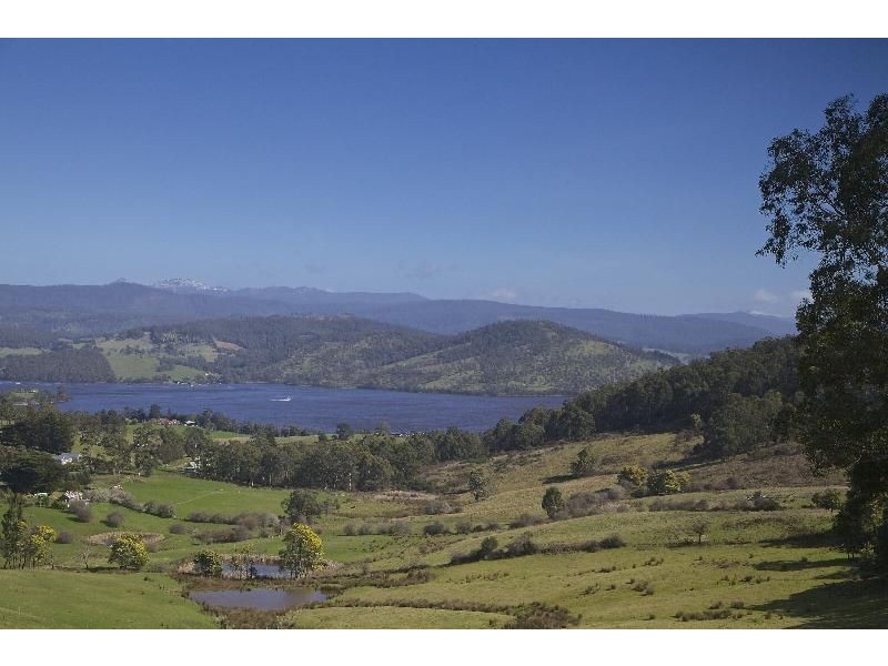 - Wattle Grove Road, Wattle Grove TAS 7109