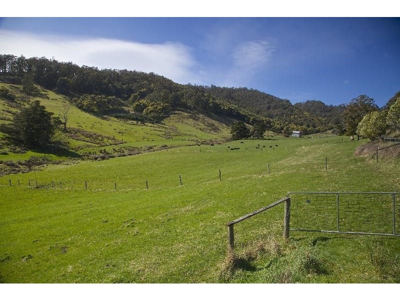 - Wattle Grove Road, Wattle Grove TAS 7109