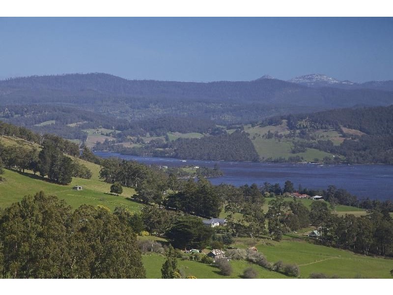 - Wattle Grove Road, Wattle Grove TAS 7109