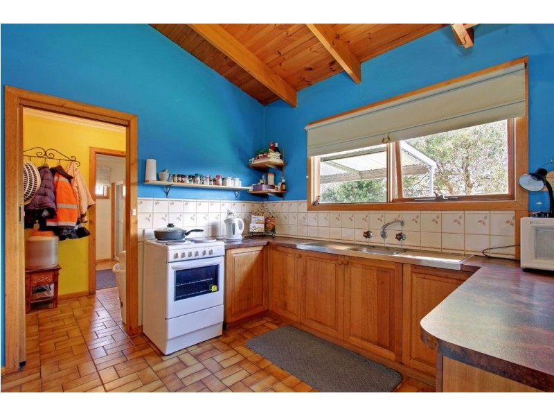 76 Sale Street, Huonville TAS 7109