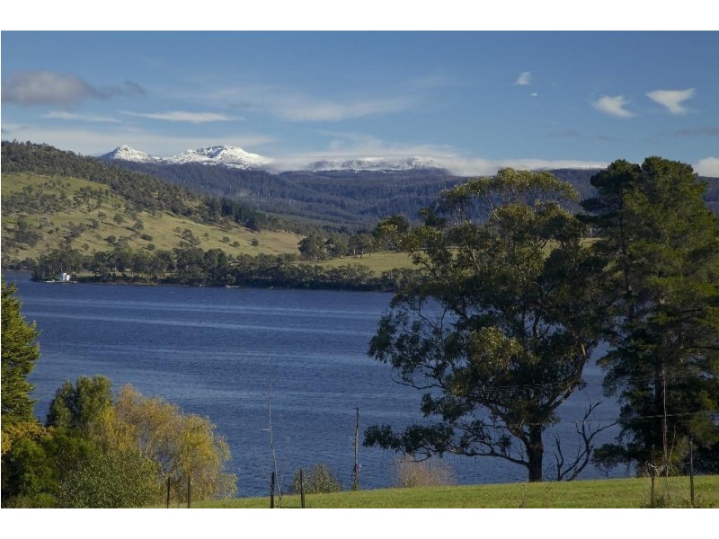 1332 Cygnet Coast Road, Wattle Grove TAS 7109