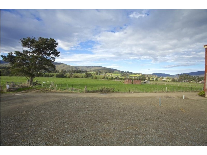 16 Mary Street, Cygnet TAS 7112