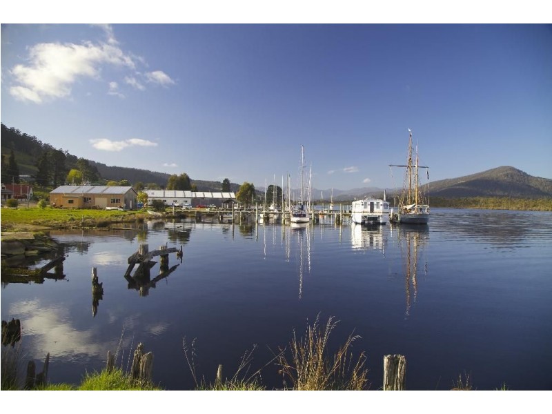 3347 Huon Highway, Franklin TAS 7113