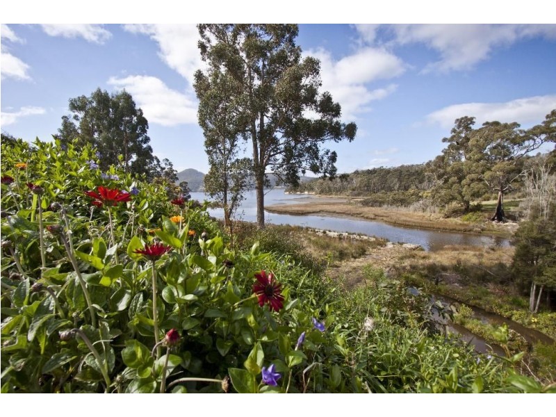 5751 Huon Highway, Surges Bay TAS 7116