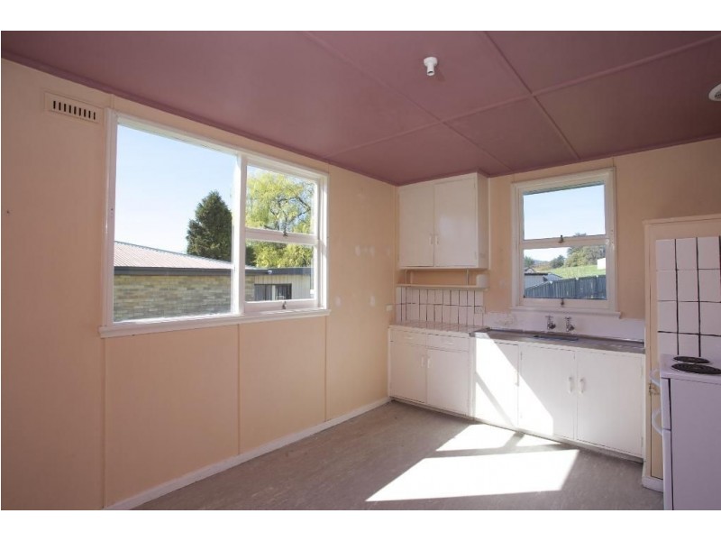 19 John Street, Geeveston TAS 7116