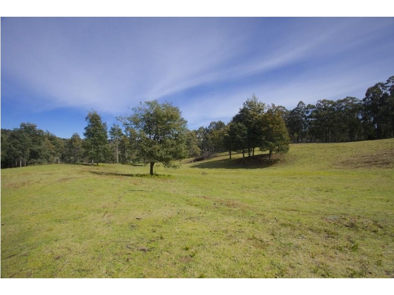 - Sky Farm Road, Deep Bay TAS 7112