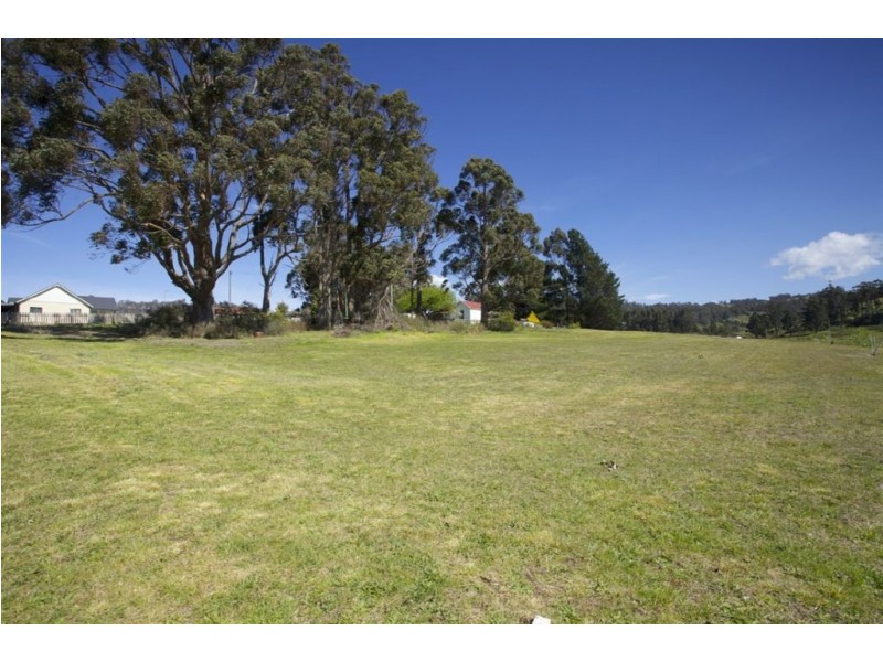 - Devereaux Court, Cygnet TAS 7112