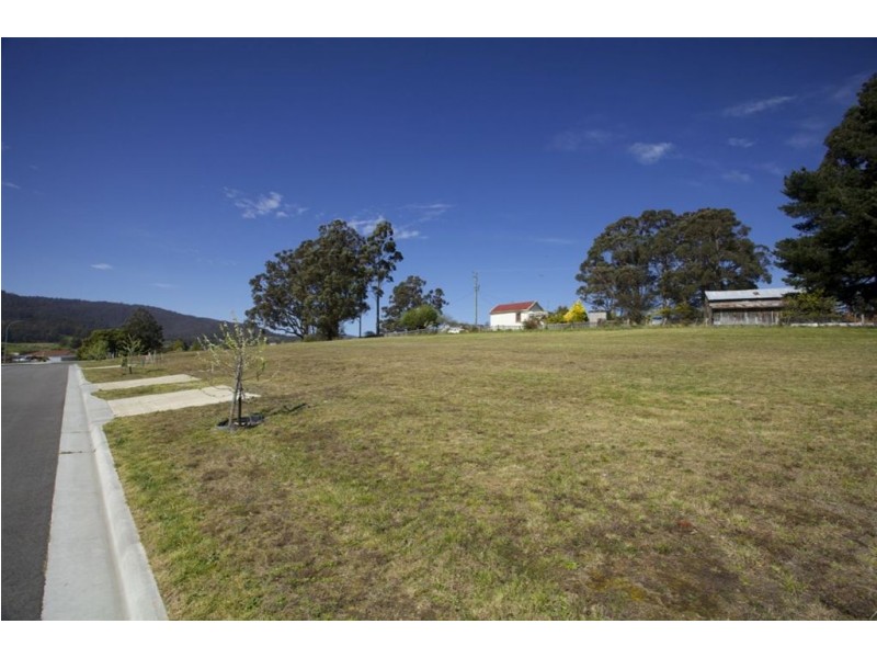 - Devereaux Court, Cygnet TAS 7112