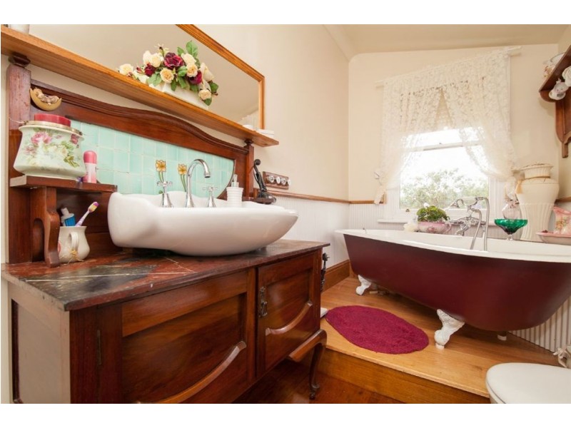 2719 Huon Highway, Huonville TAS 7109