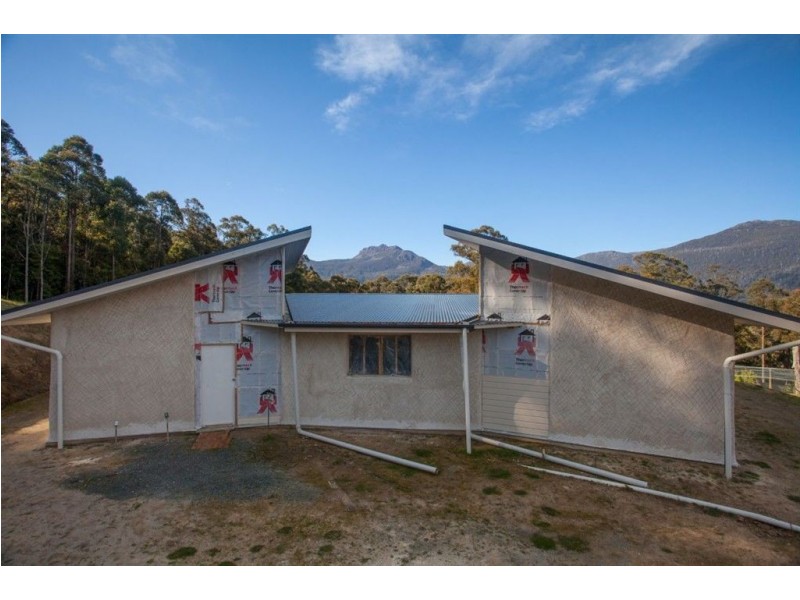 Address Available On Request, Mountain River TAS 7109